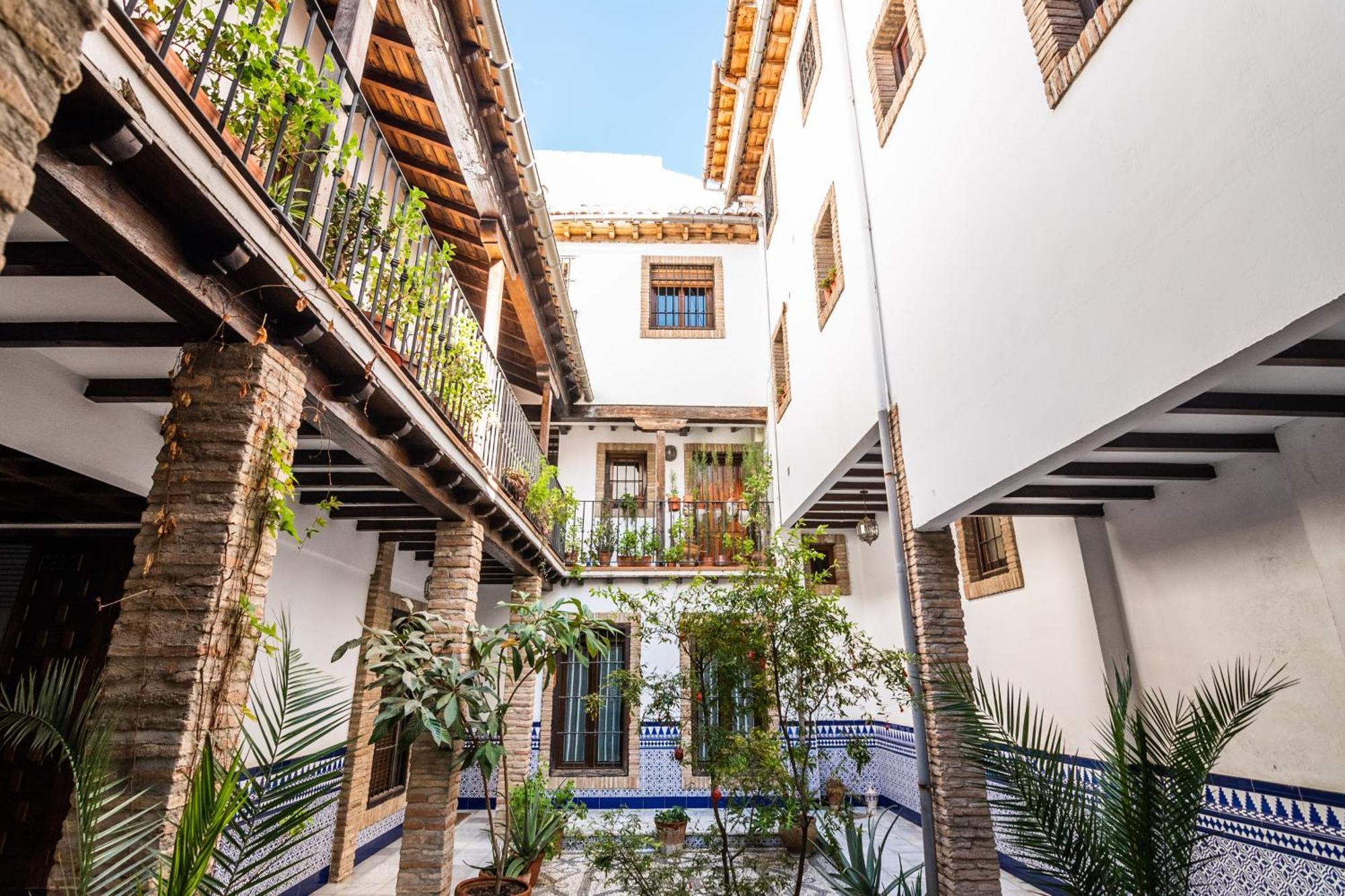Tuguest Nazari Caldereria Apartments - Free Parking, Granada